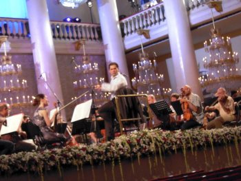 Sokhiev et l'orchestre du Capitole acclamés à Moscou